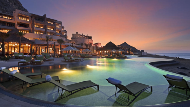 A piscina do The Resort at Pedregal, no México | Foto: Divulgação
