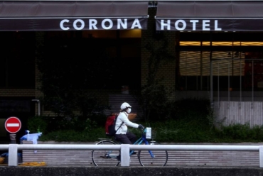 Corona Hotel, em Osaka, no Japão | Foto: Edgard Garrido / Reuters
