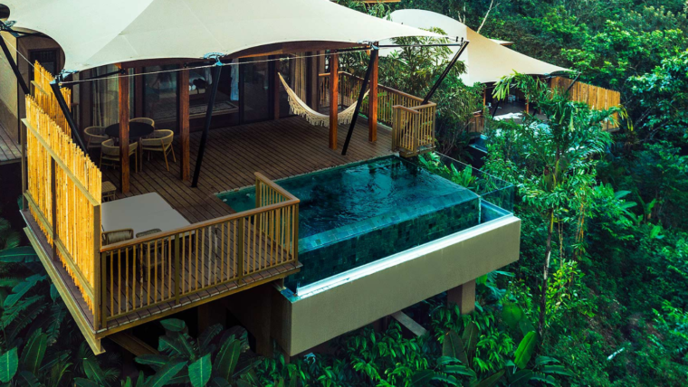 Piscina do Nayara Tented Camp