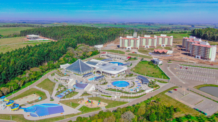 Resort Termas Romanas inauguração em Recanto Maestro