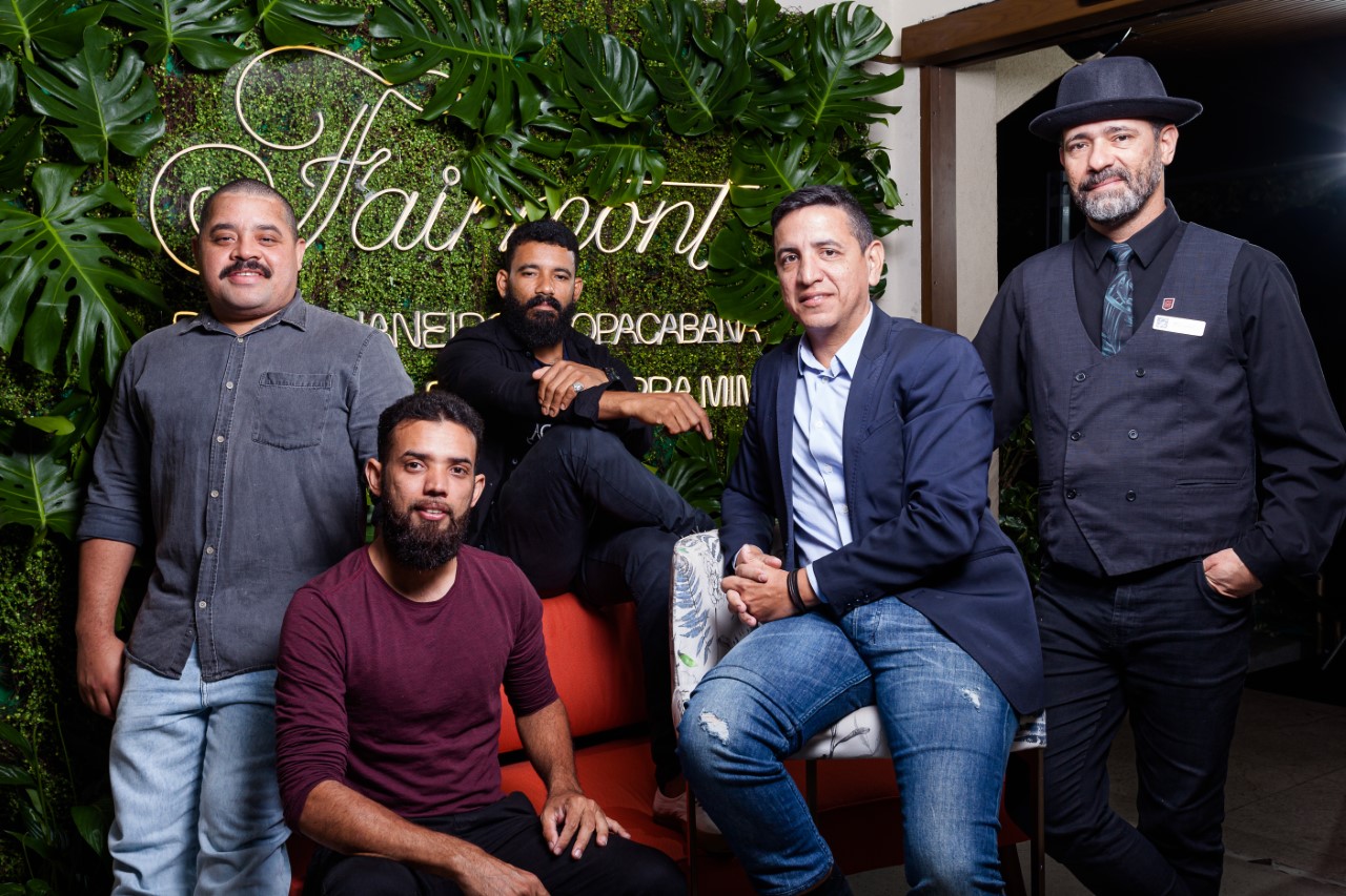 Roger Bastos, Leo Peralta, Vando Cardoso, Renato Tavares e Leo Black | Foto: Divulgação