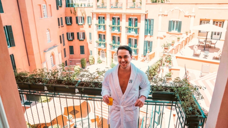 Vinicius Belo no Hotel de La Ville em Roma | Foto: Check Hotels