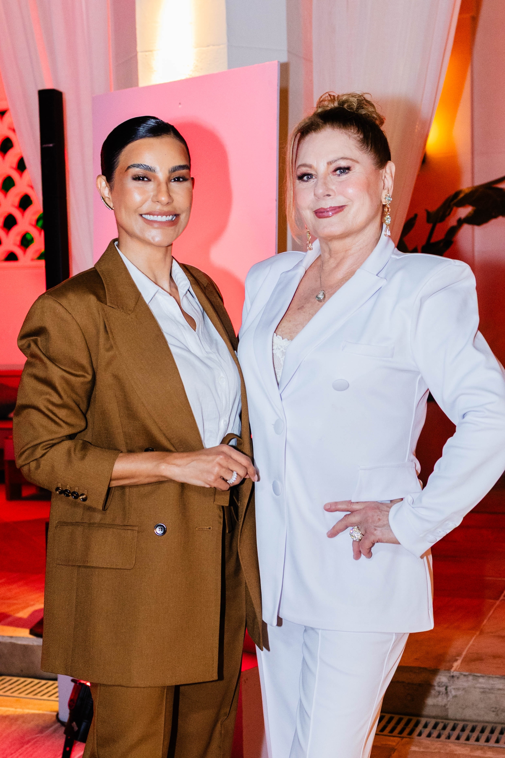 Cintia Chagas e Vera Fischer no Copacabana Palace | Foto: Miguel Sá